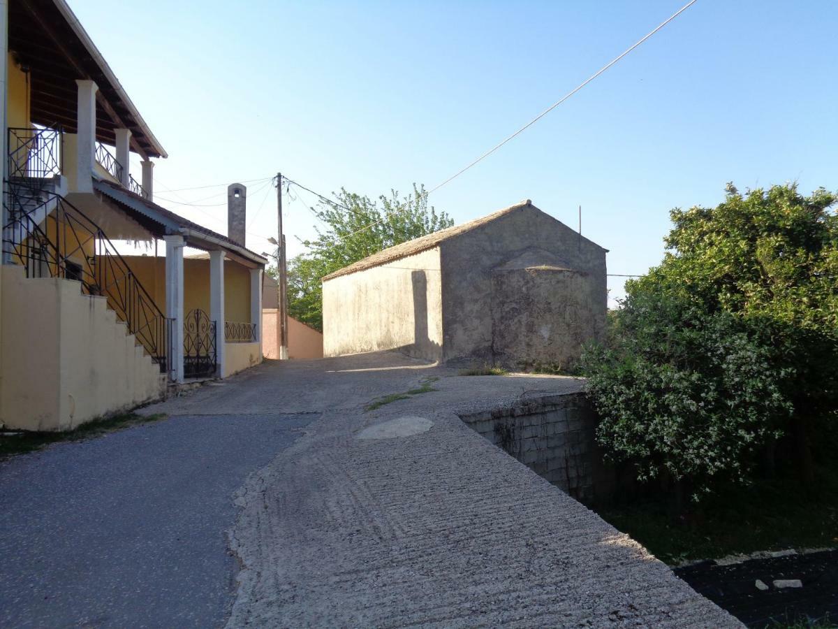 Klimatia Harry'S Retreatゲストハウス エクステリア 写真